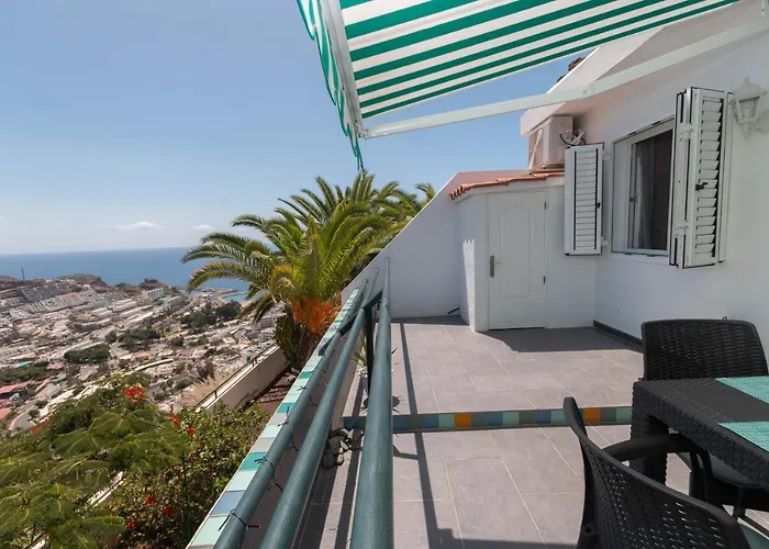 아파트 Hilltop Vista